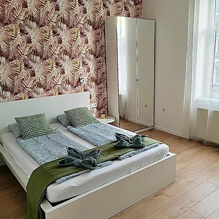 Central Rakoczi 374 Home I Free Parking *
